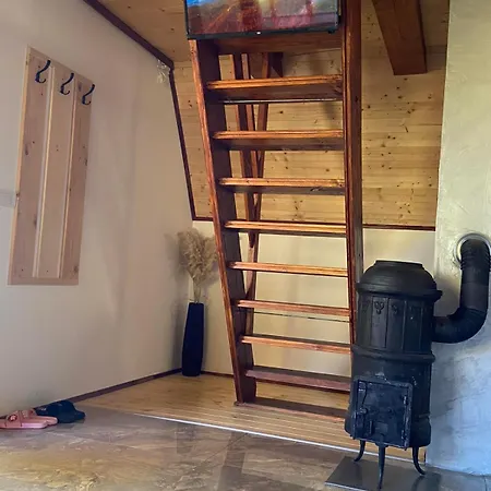 Planinska Kuca Zavet Сasa de vacaciones *