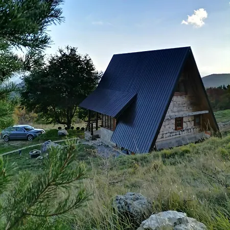 Сasa de vacaciones Planinska Kuca Zavet *